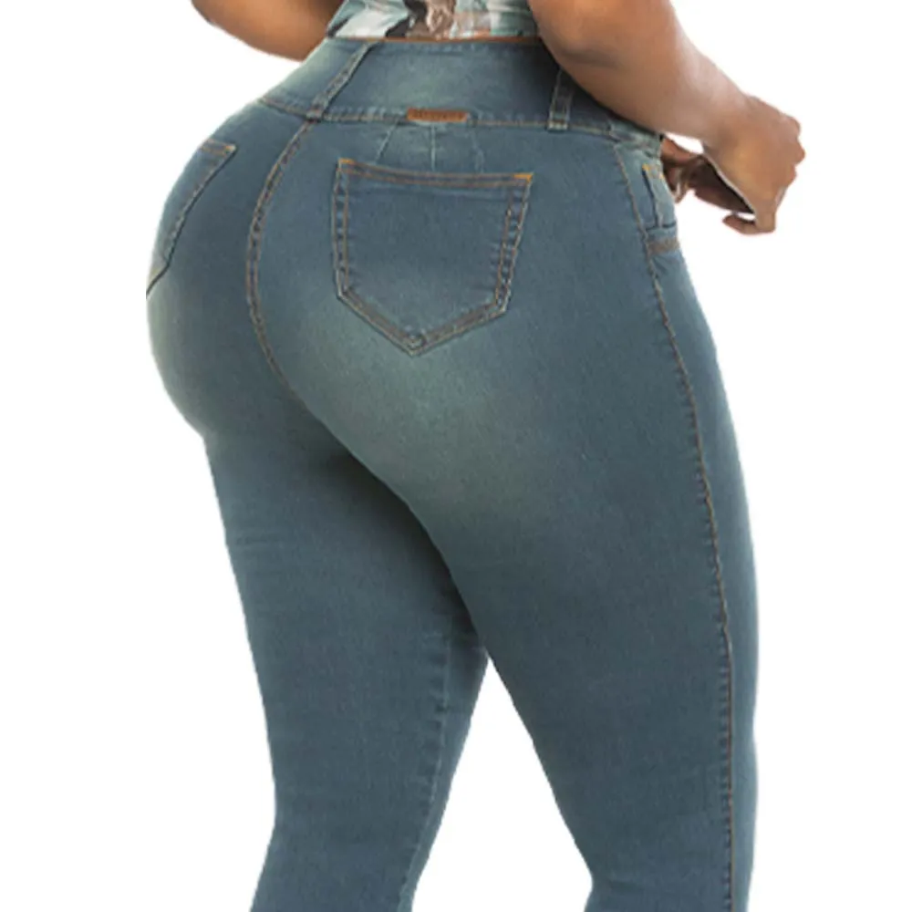 Classic Skinny Curvy BBL Jeans for women - J82312C