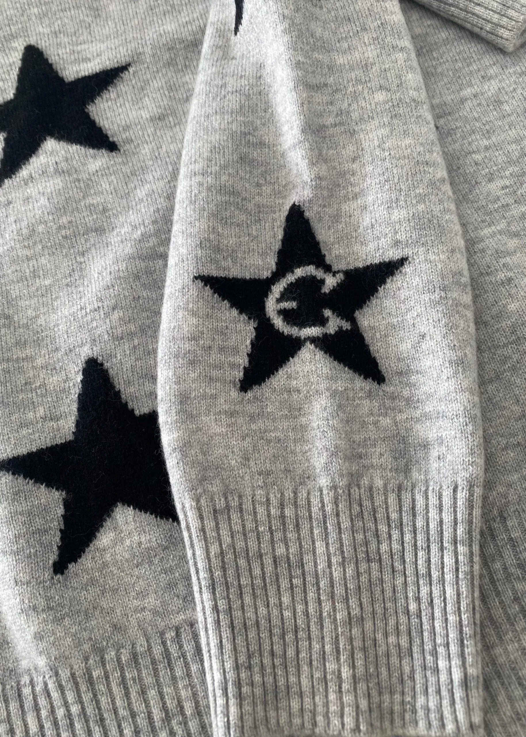 EquestrianClub- Star V Neck Sweater