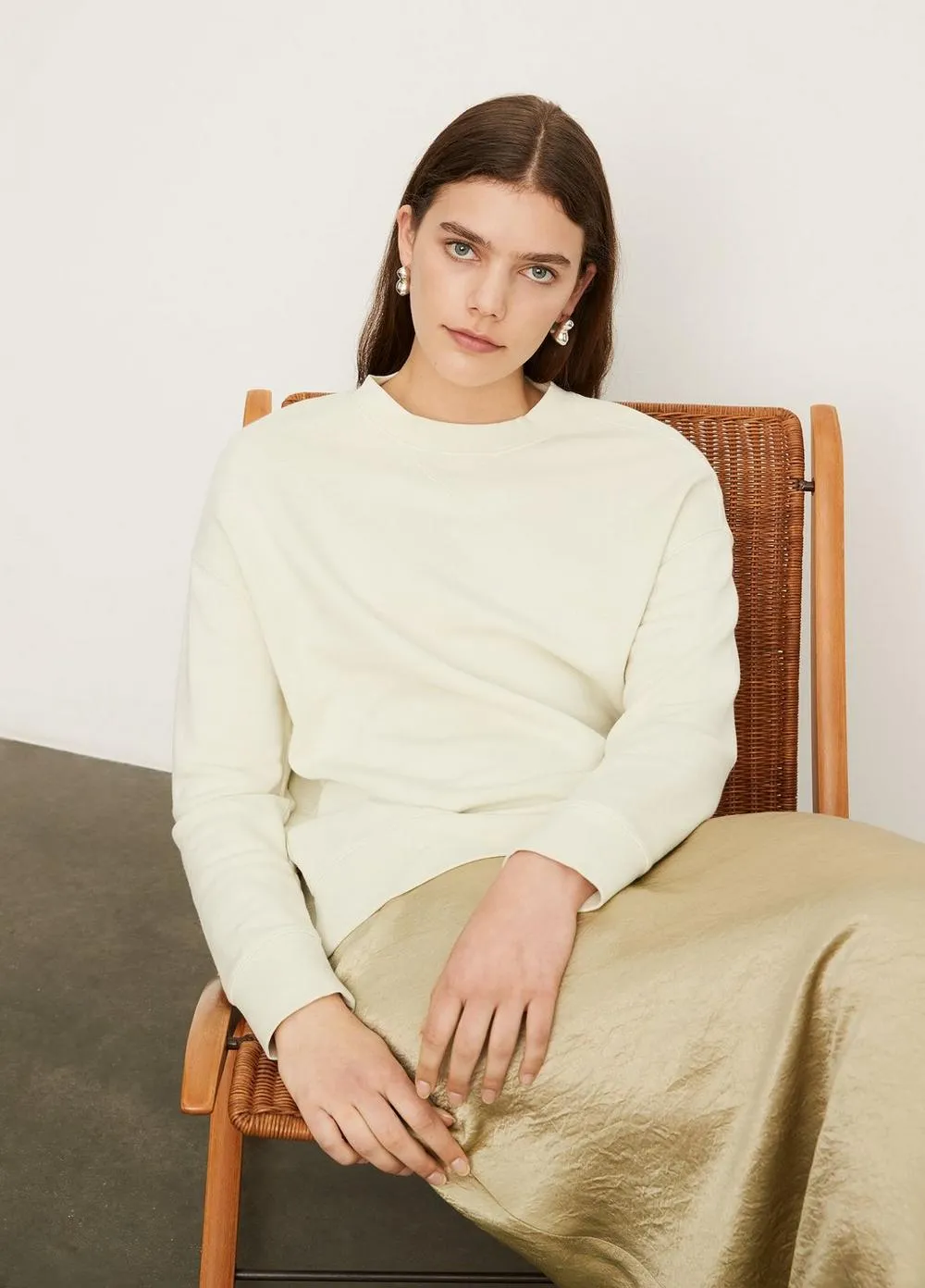 Essential Relaxed Pullover in Honeydew