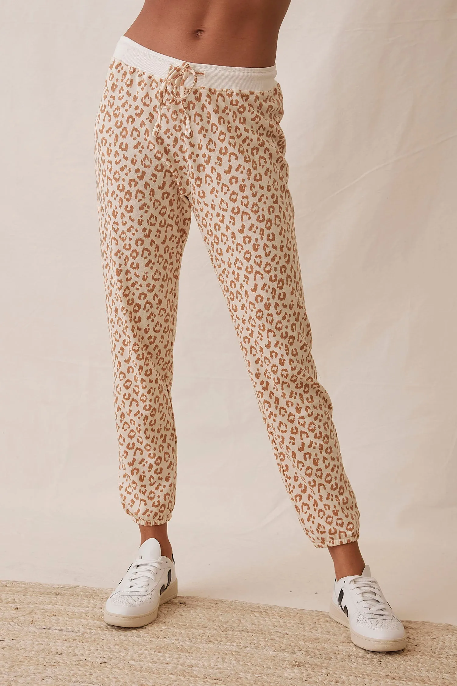 Leopard Park Jogger in Almond Leopard