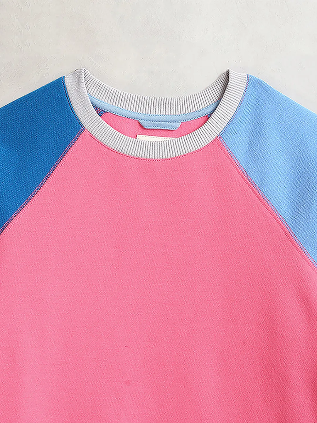 Sporty Colorblock Sweatshirt