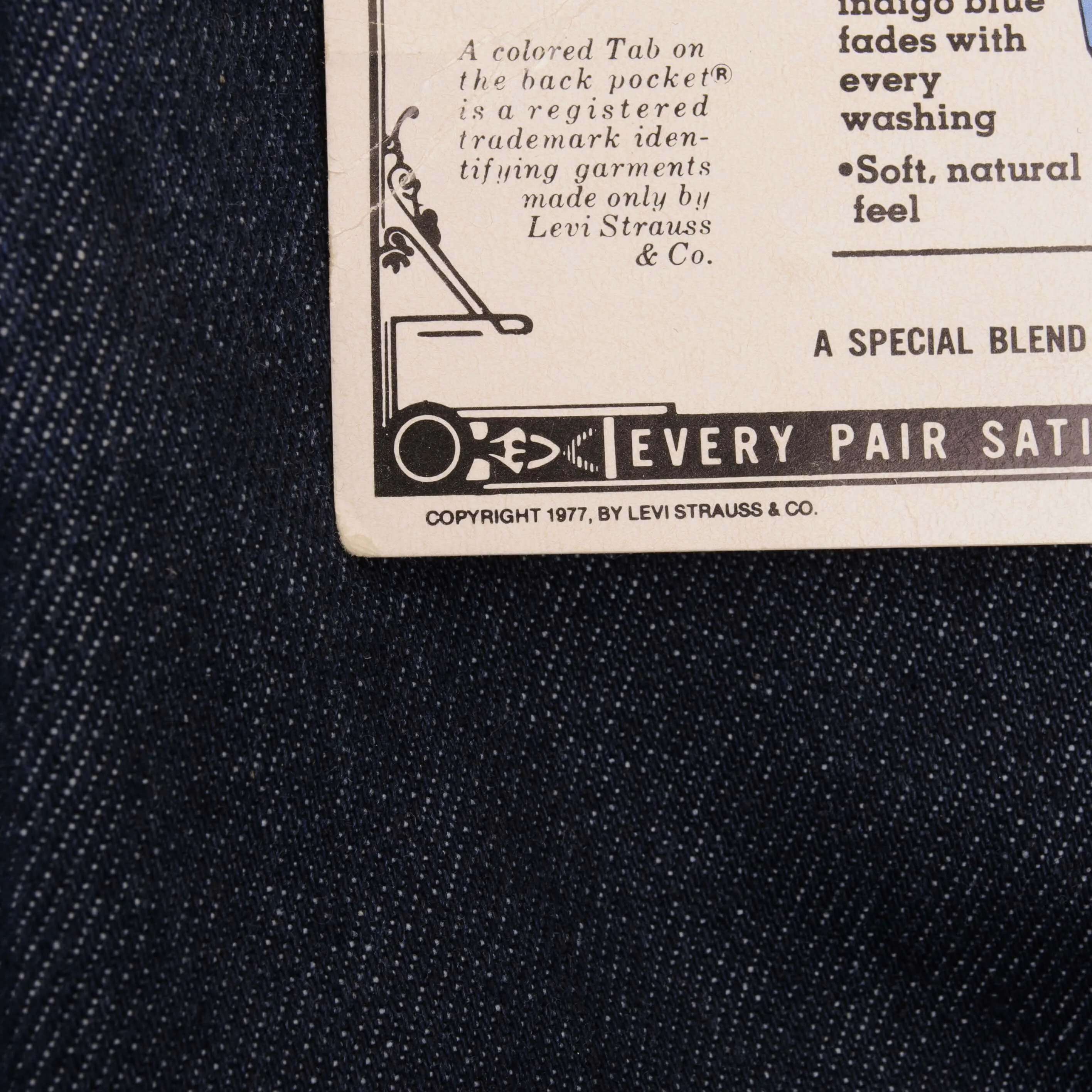 VINTAGE LEVIS 717 SADDLEMAN BOOT CUT JEANS 1977 SIZE 26X34 MADE IN USA DEADSTOCK