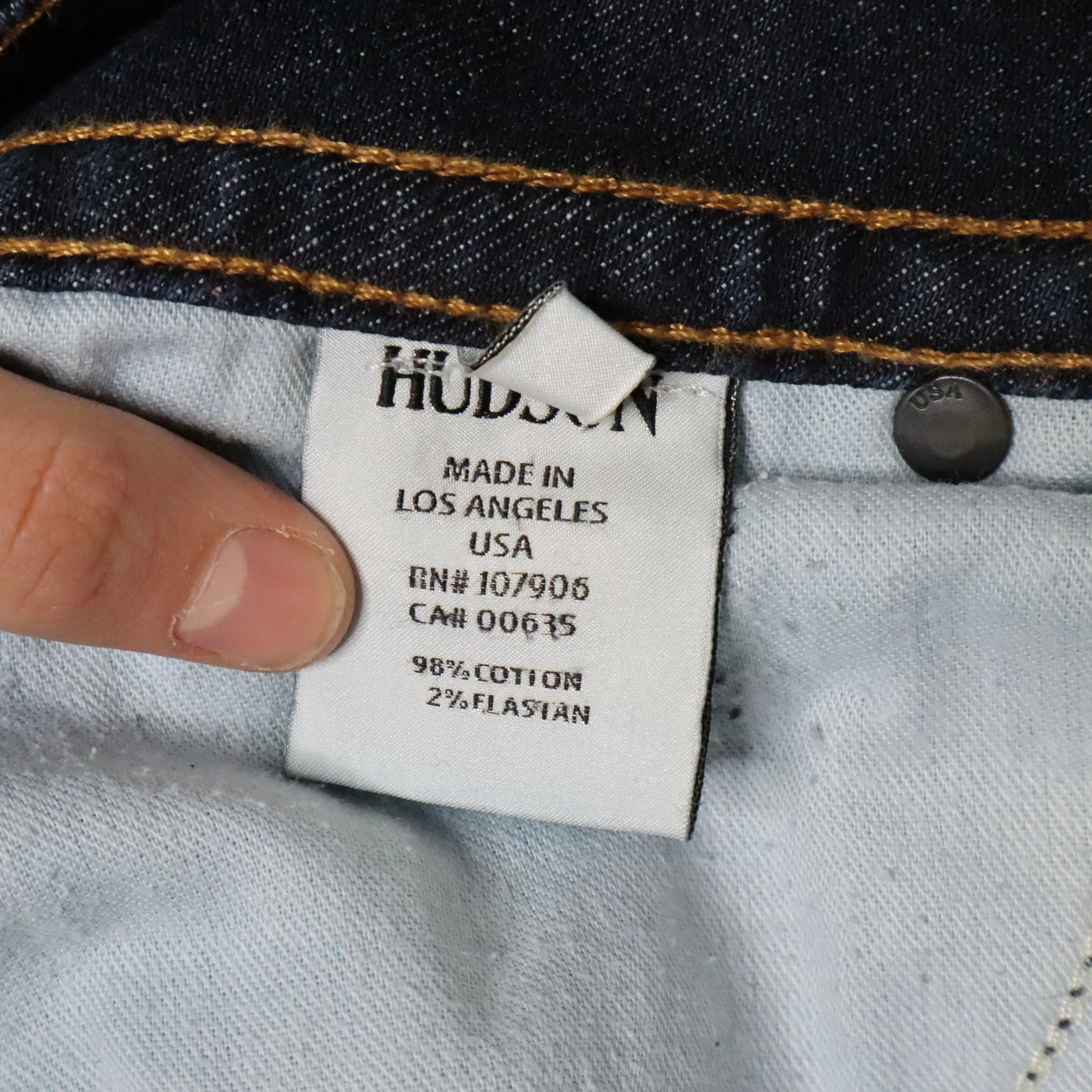 Y2K HUDSON Low Waisted Jeans (S/M)